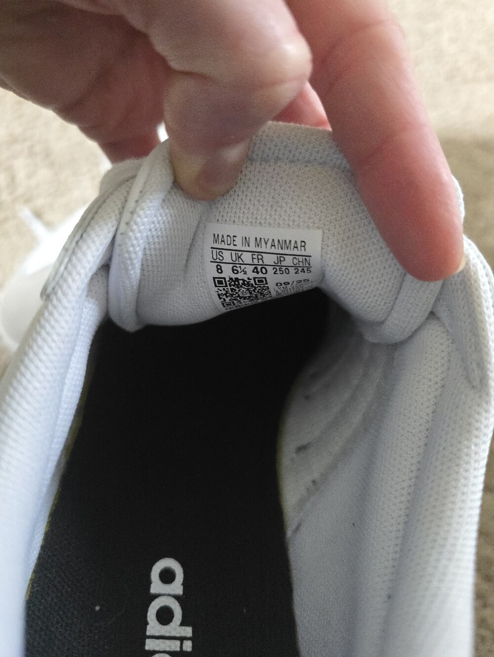ADIDAS Barreda Decode Sneakers - Picture 7 of 10
